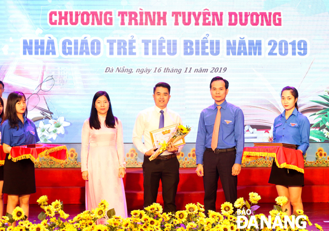 Giảng viên Khoa Lịch sử đạt danh hiệu "Nhà giáo trẻ tiêu biểu năm 2019"