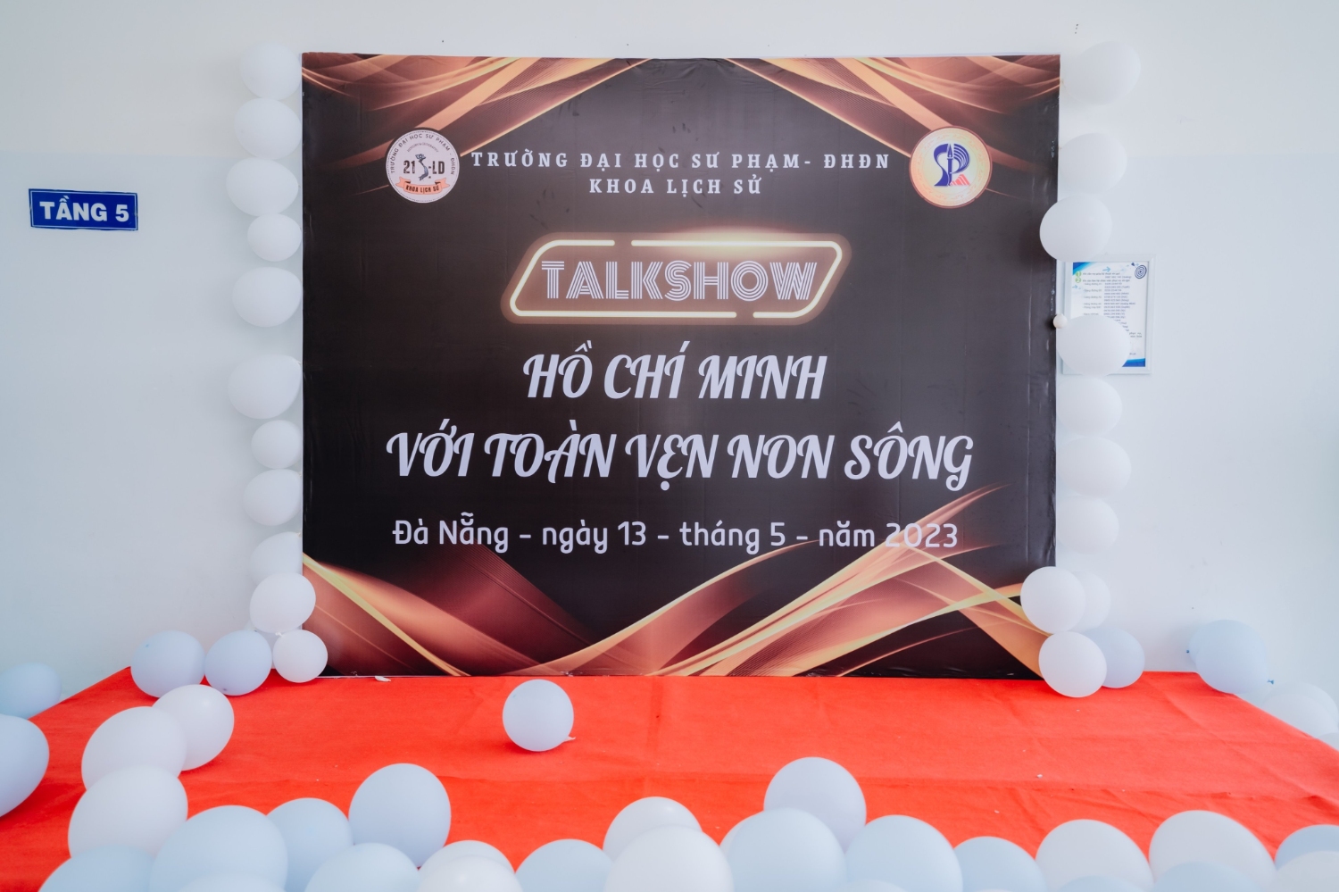 Chương trình talkshow "Hồ Chí Minh với toàn vẹn non sông"